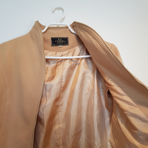 SOLD - Fendi 100% Cashmere Beige Blazer Jacket - Picture 10 of 12